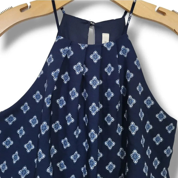 Active USA women's blue paisley print sleeveless lightweight romper - small - Picture 6 of 10